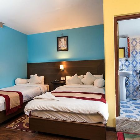 Hotel Rosemary Homes ポカラ エクステリア 写真